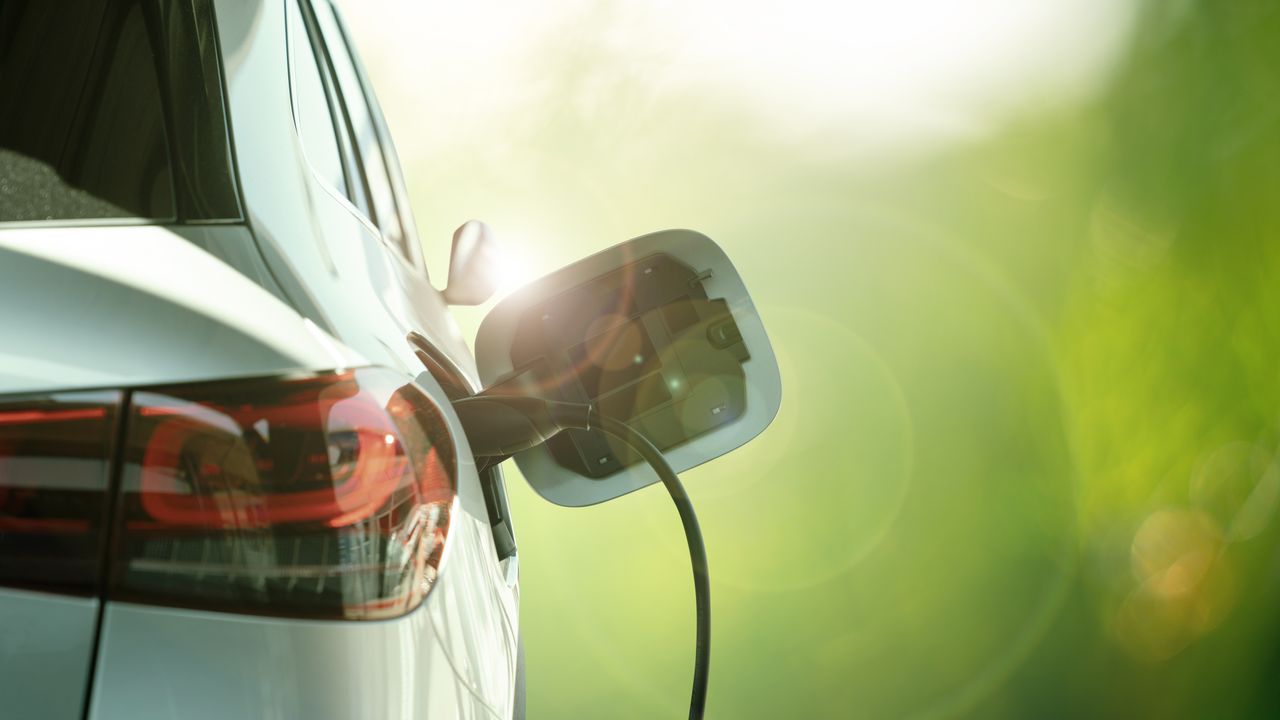 "Enhancing EV Charging Station Billing: User Experience & Revenue Management"