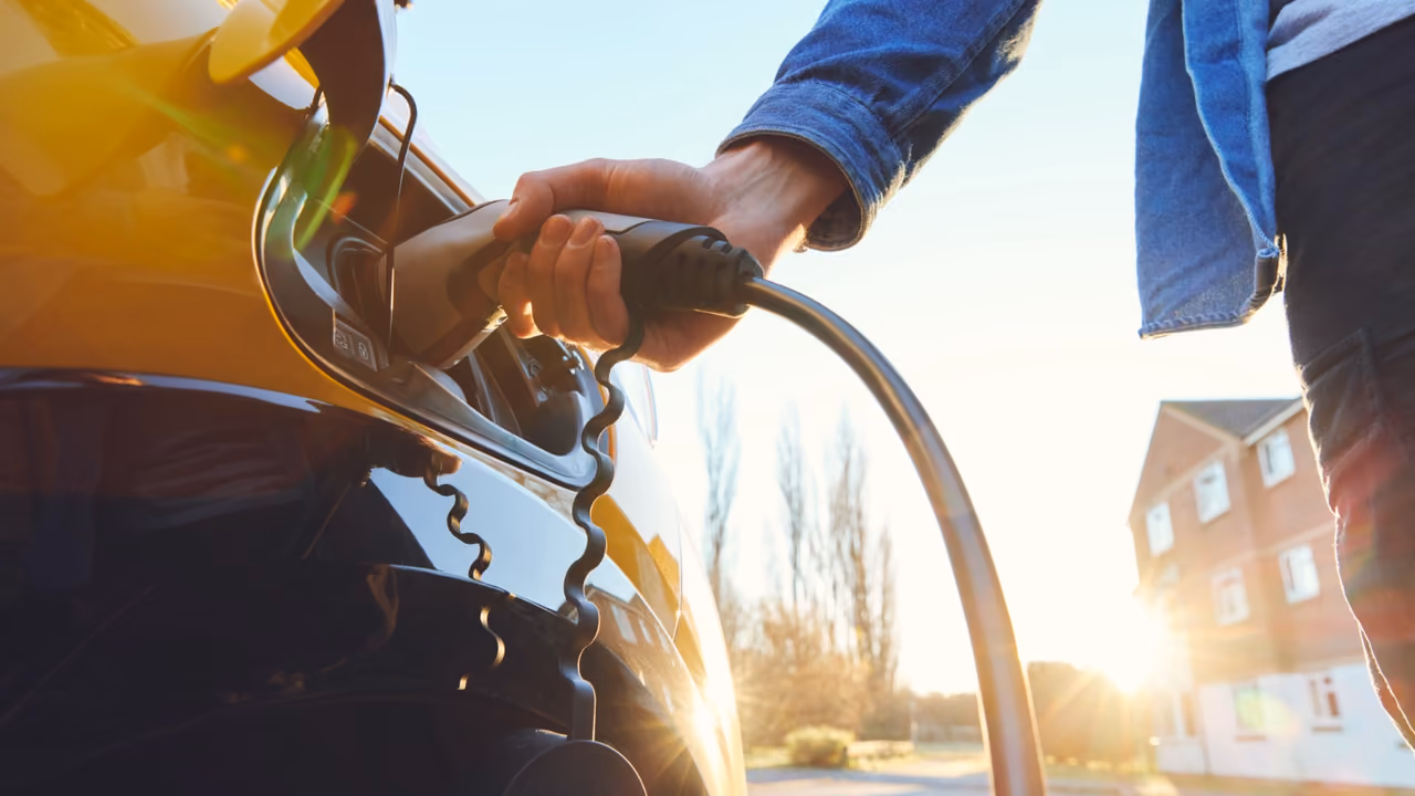 Smart Chargers Are Changing Urban Commutes